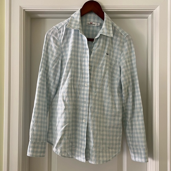 Vineyard Vines lightweight button up in light blue and white check size 2 - Picture 1 of 3